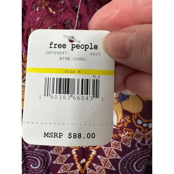 NEW INTIMATELY FREE PEOPLE M "Who’s Sorry Now" Floral Lace Mini Slip Dress B14 - Picture 5 of 9